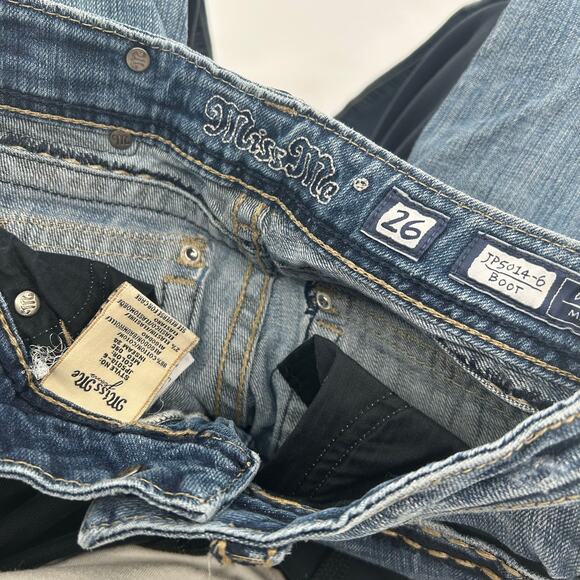 Vintage y2k Women's Low Rise Miss Me Blue Denim Bootcut Jeans Sz 26 JP5014-6 - Picture 4 of 9